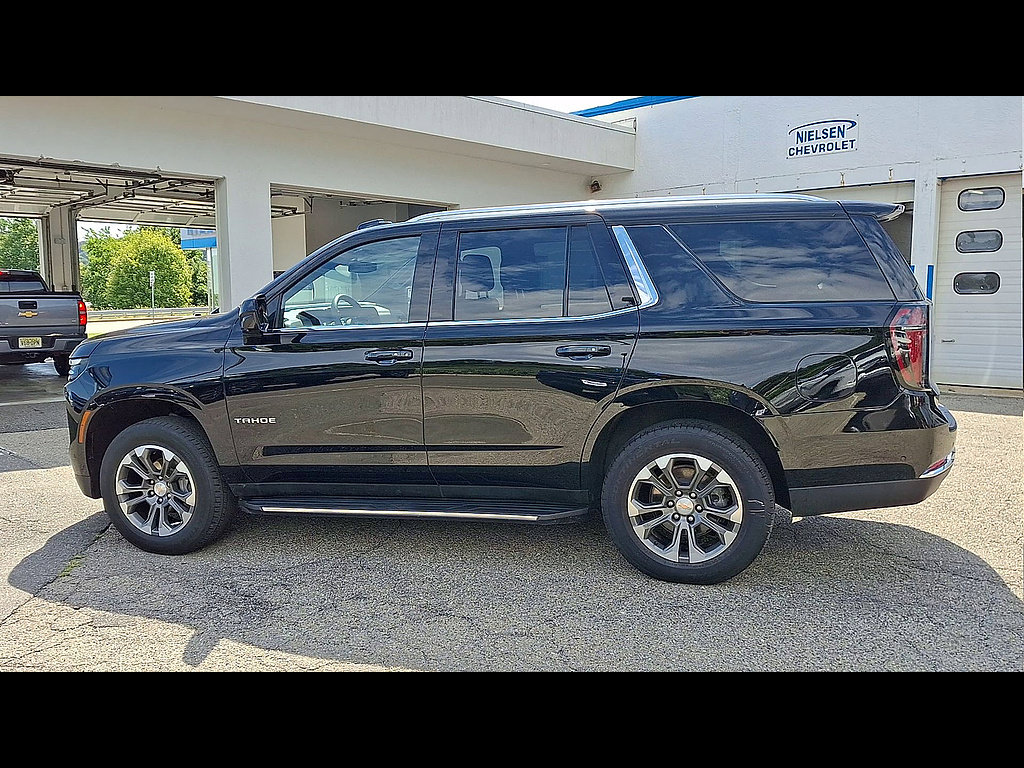 Certified 2025 Chevrolet Tahoe LS AWD/4WD image 5