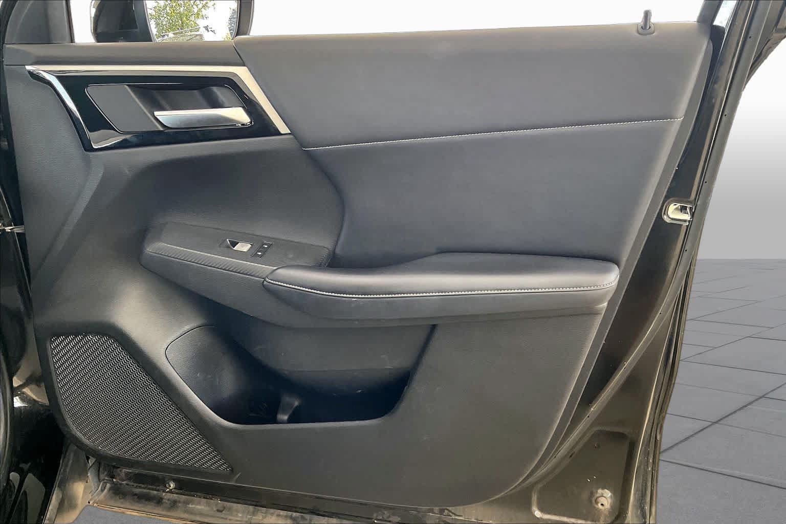 Used 2022 Mitsubishi Outlander SE FWD image 23