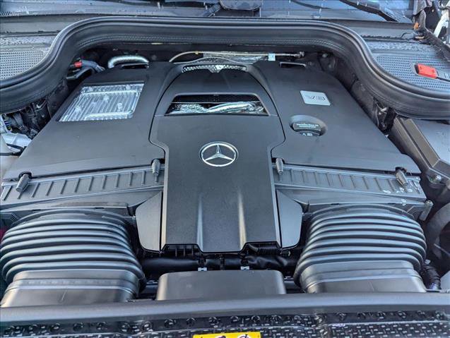 New 2026 Mercedes-Benz GLS 580 4MATIC image 15
