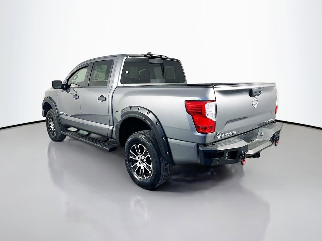 Used 2024 Nissan Titan SV AWD/4WD image 5
