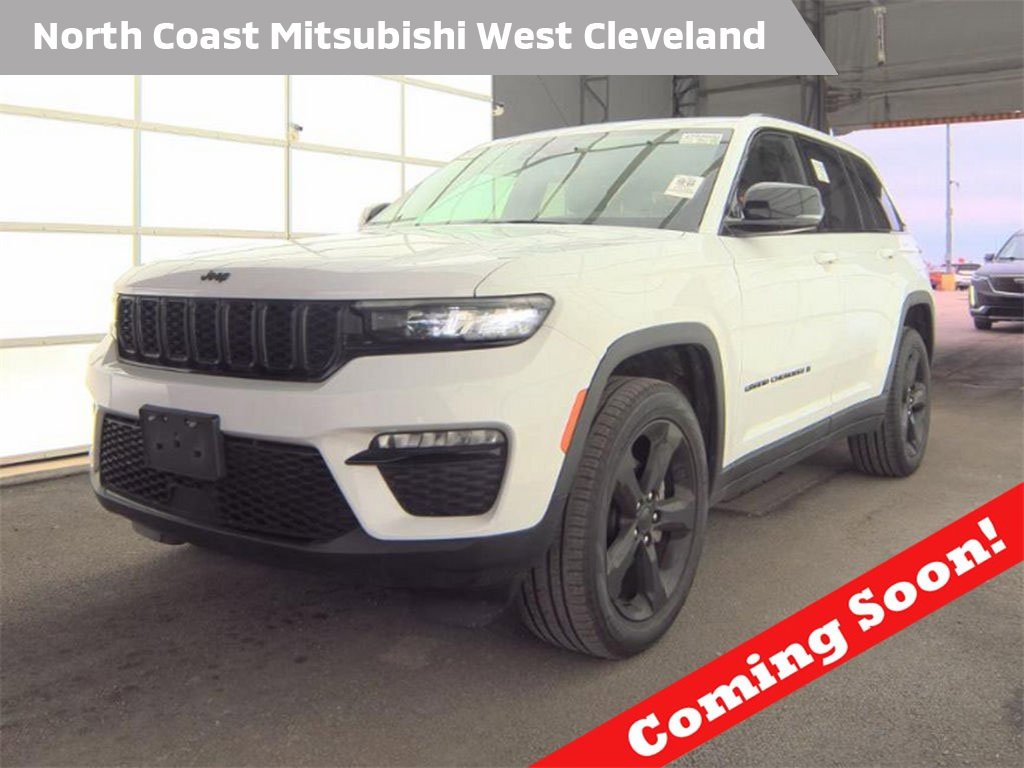 Used 2023 Jeep Grand Cherokee Limited w/ Black Appearance Package