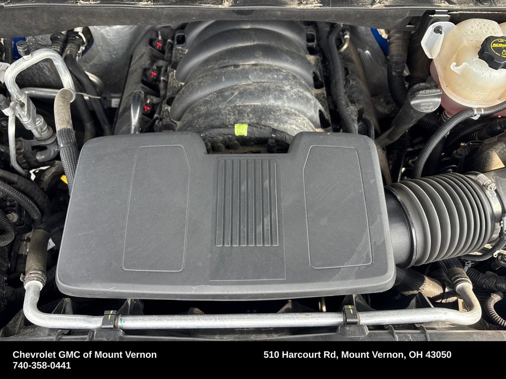 Used 2025 Chevrolet Silverado 1500 LT AWD/4WD image 25