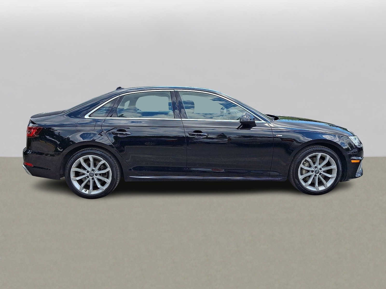 Used 2019 Audi A4 2.0T Premium Plus w/ Premium Plus Package AWD/4WD image 32