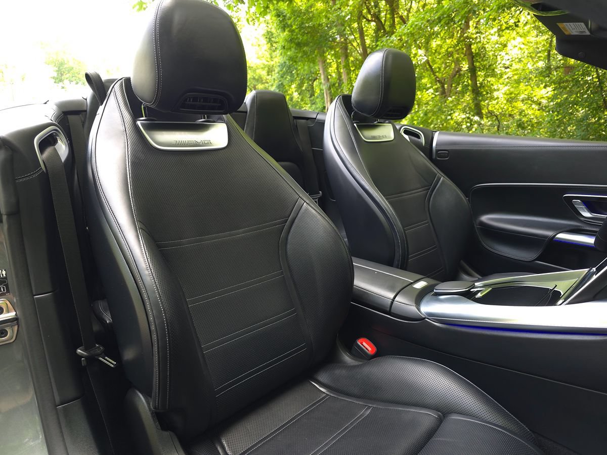 Used 2023 Mercedes-Benz SL 43 AMG w/ Driver Assistance Package image 19