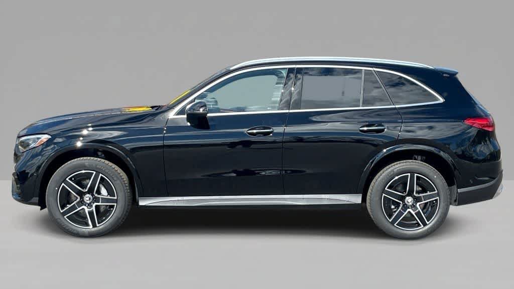 New 2026 Mercedes-Benz GLC 300 4MATIC image 3