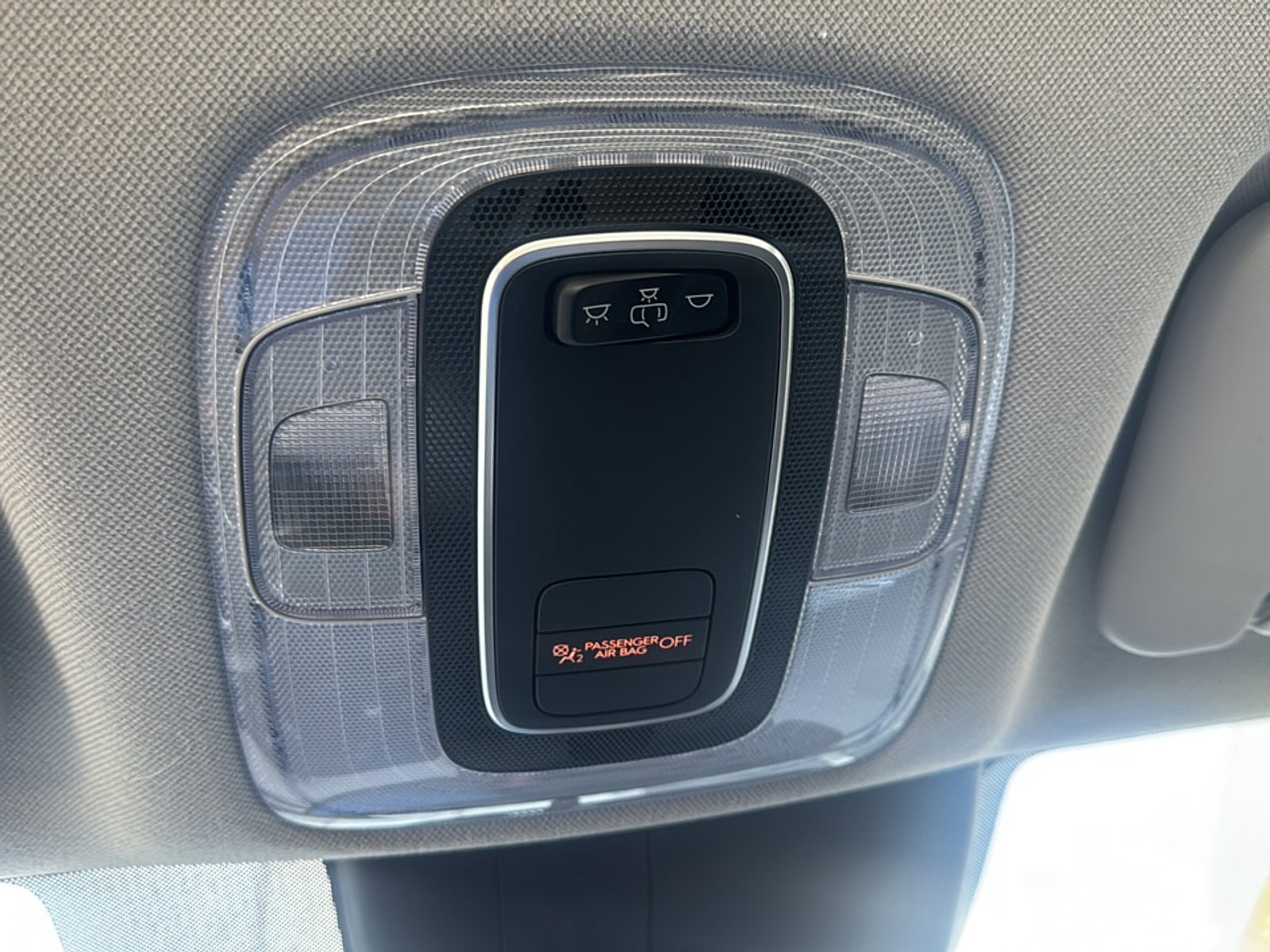 Used 2025 Hyundai Elantra SE FWD image 36