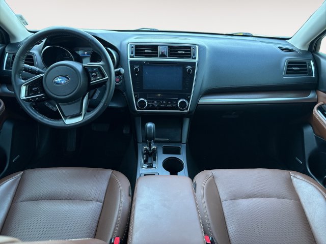 Used 2018 Subaru Outback 3.6R Touring w/ Popular Package #3 AWD/4WD image 10