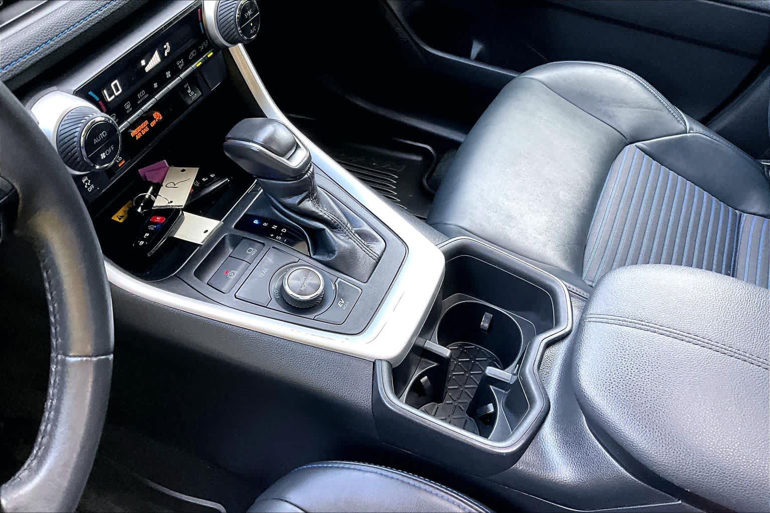 Certified 2022 Toyota RAV4 XSE AWD/4WD image 16