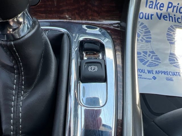 Used 2013 Chevrolet Malibu LTZ FWD image 23