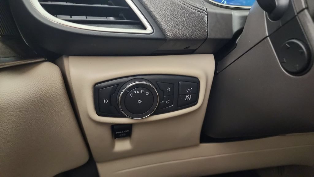 Used 2019 Lincoln Nautilus Reserve w/ Cargo Utility Package AWD/4WD image 24