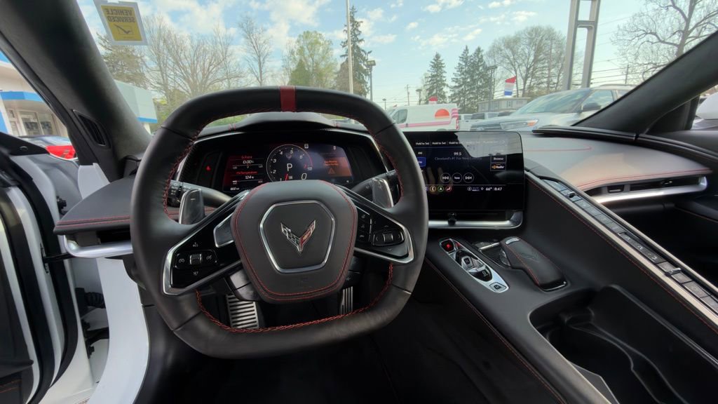 Used 2021 Chevrolet Corvette Stingray Premium Conv w/ Z51 Performance Package RWD image 9