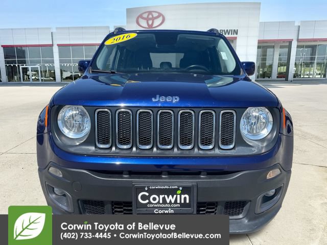Used 2016 Jeep Renegade Latitude w/ Cold Weather Group AWD/4WD image 8