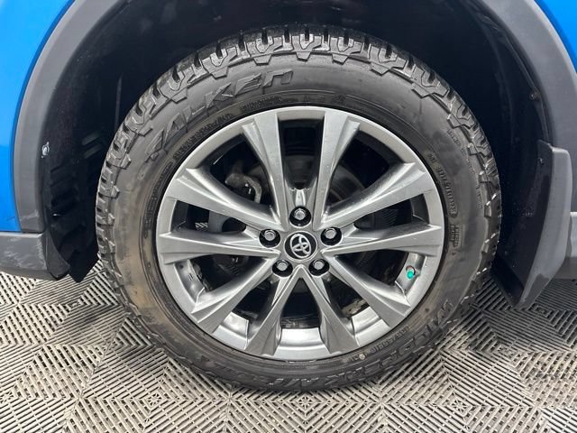 Used 2017 Toyota RAV4 Limited w/ All Weather Liner Package AWD/4WD image 10