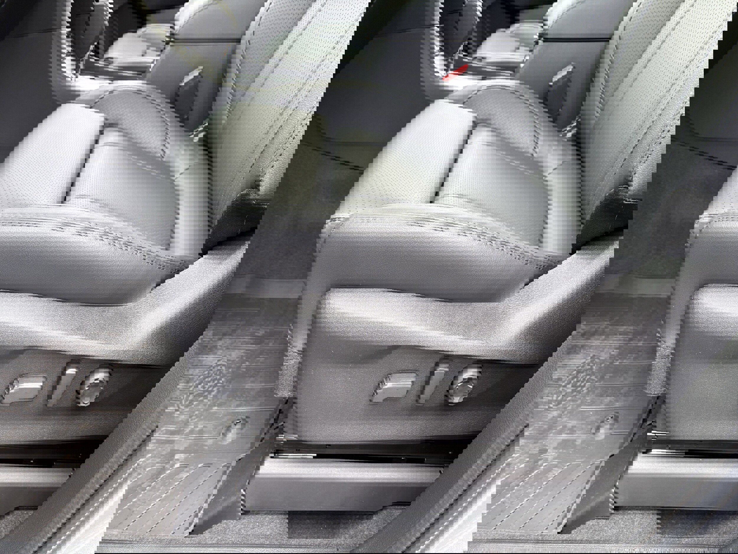 Certified 2026 Subaru Ascent Touring image 29