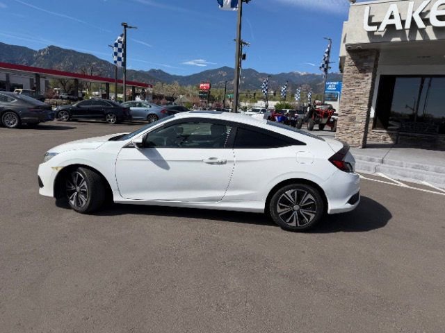 Used 2017 Honda Civic EX-T image 5