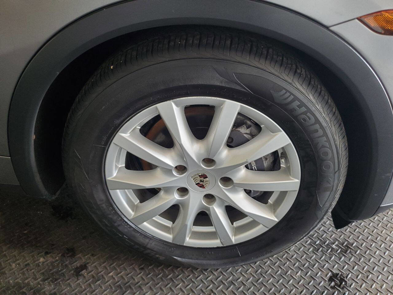 Used 2012 Porsche Cayenne image 20
