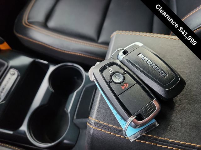 Used 2024 Ford Bronco Badlands image 44