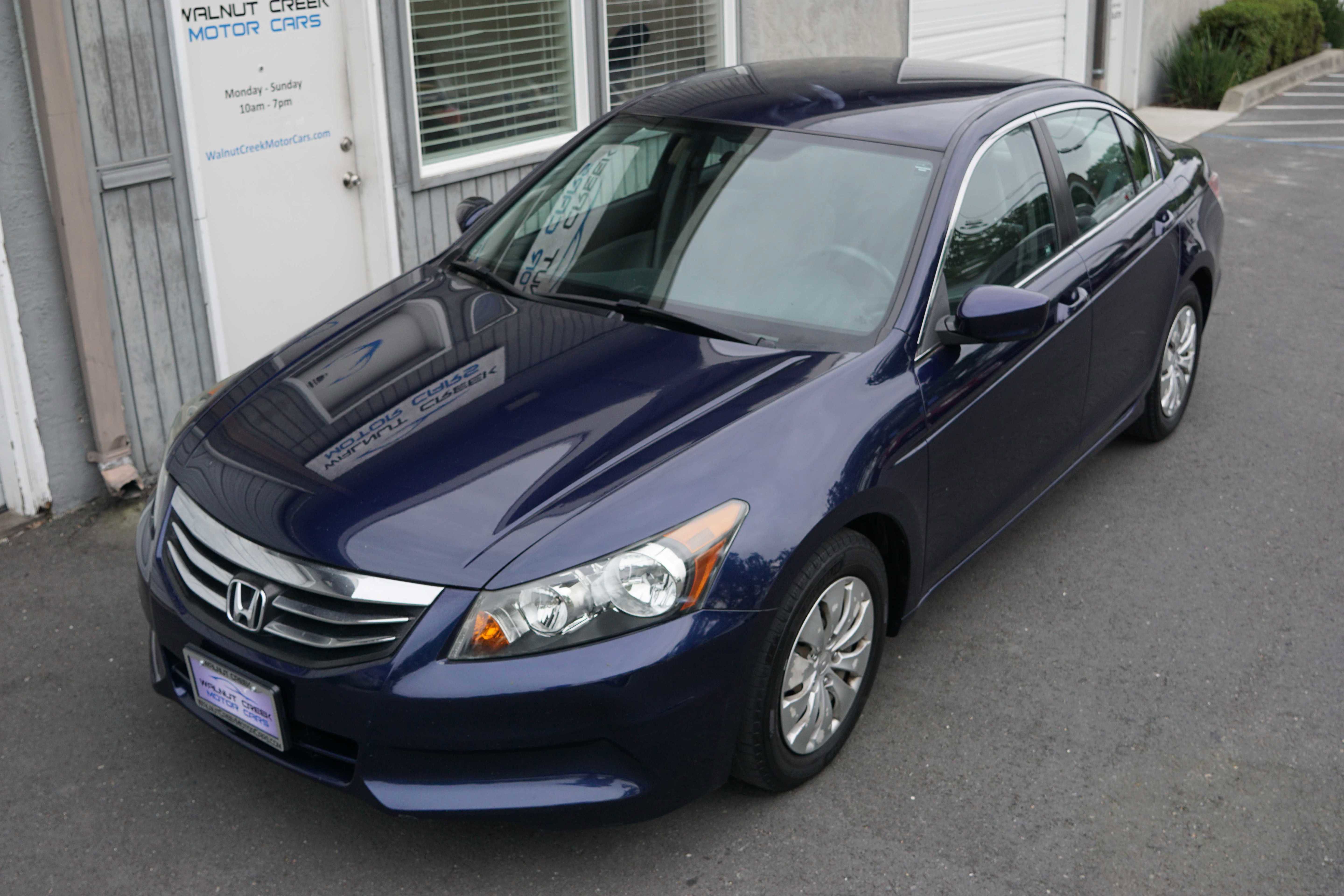 Used 2011 Honda Accord LX image 3