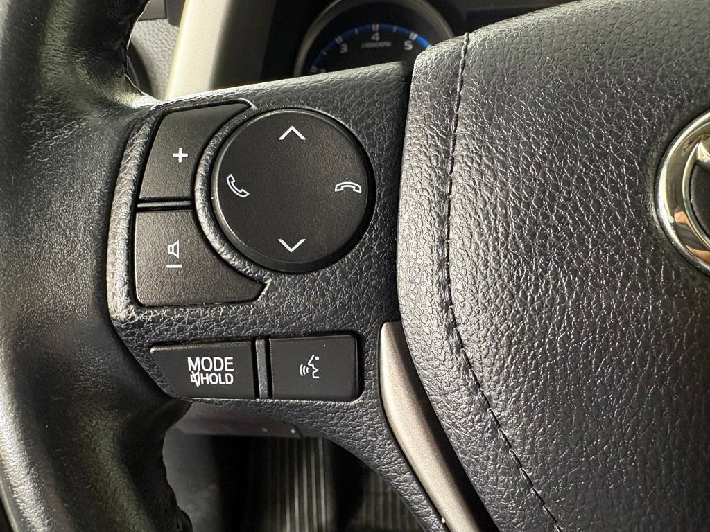 Used 2018 Toyota RAV4 XLE w/ Plus Extra Value Package AWD/4WD image 24