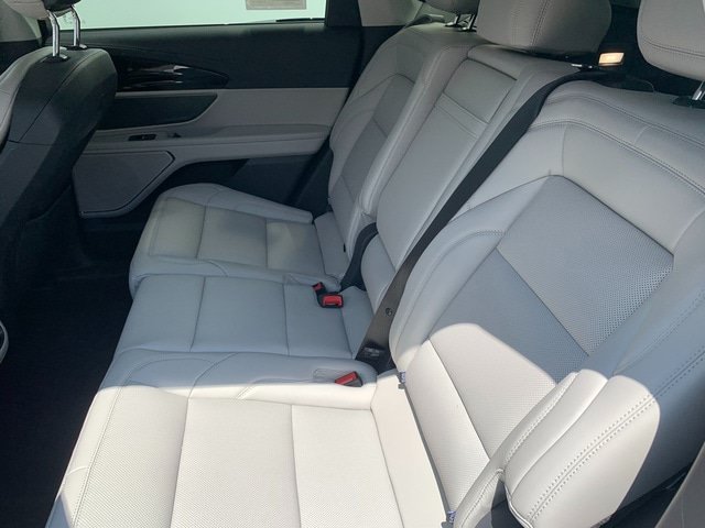 New 2026 Lincoln Nautilus Premier AWD/4WD image 16