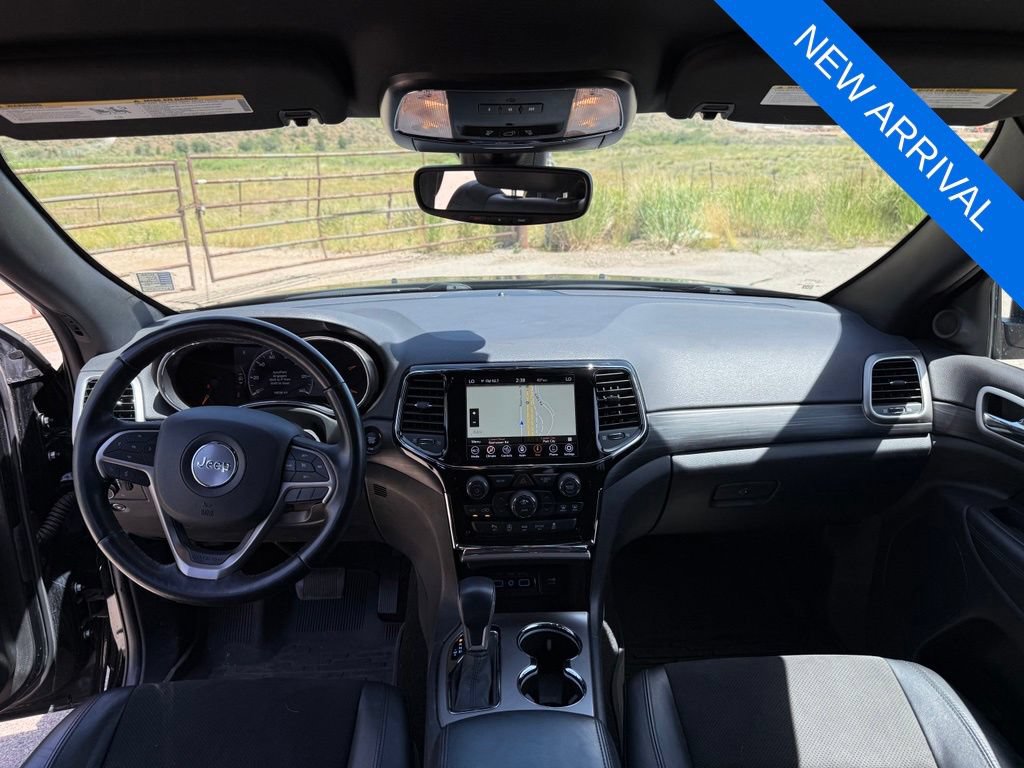 Used 2020 Jeep Grand Cherokee Altitude AWD/4WD image 29