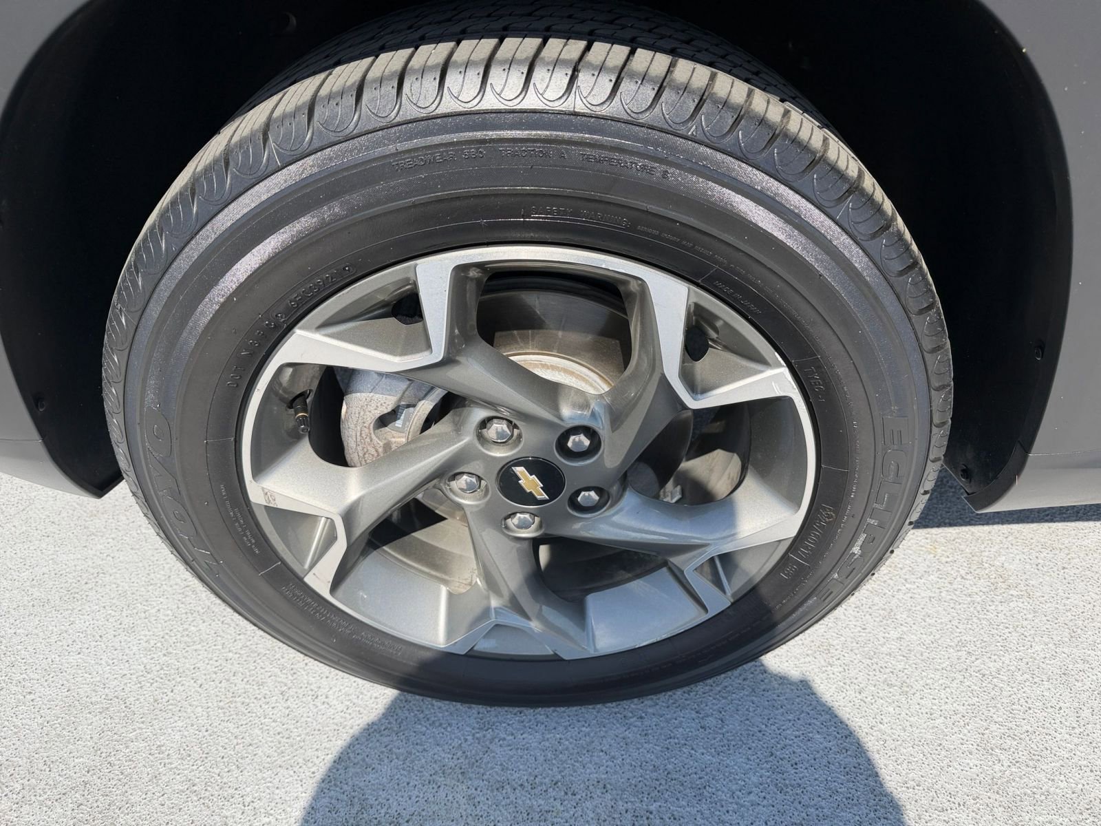 Used 2025 Chevrolet Trax LT image 29