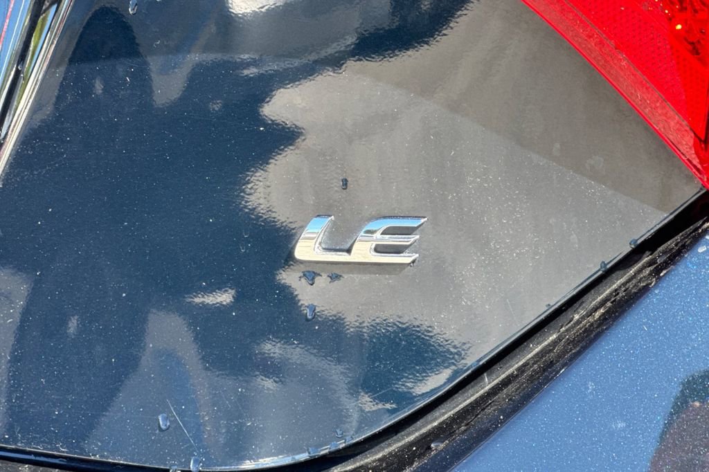 Used 2017 Toyota Corolla LE FWD image 24