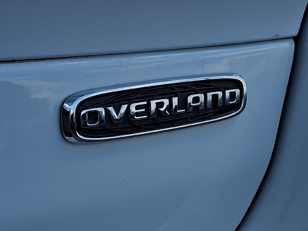 Used 2022 Jeep Grand Cherokee L Overland w/ Luxury Tech Group IV AWD/4WD image 34