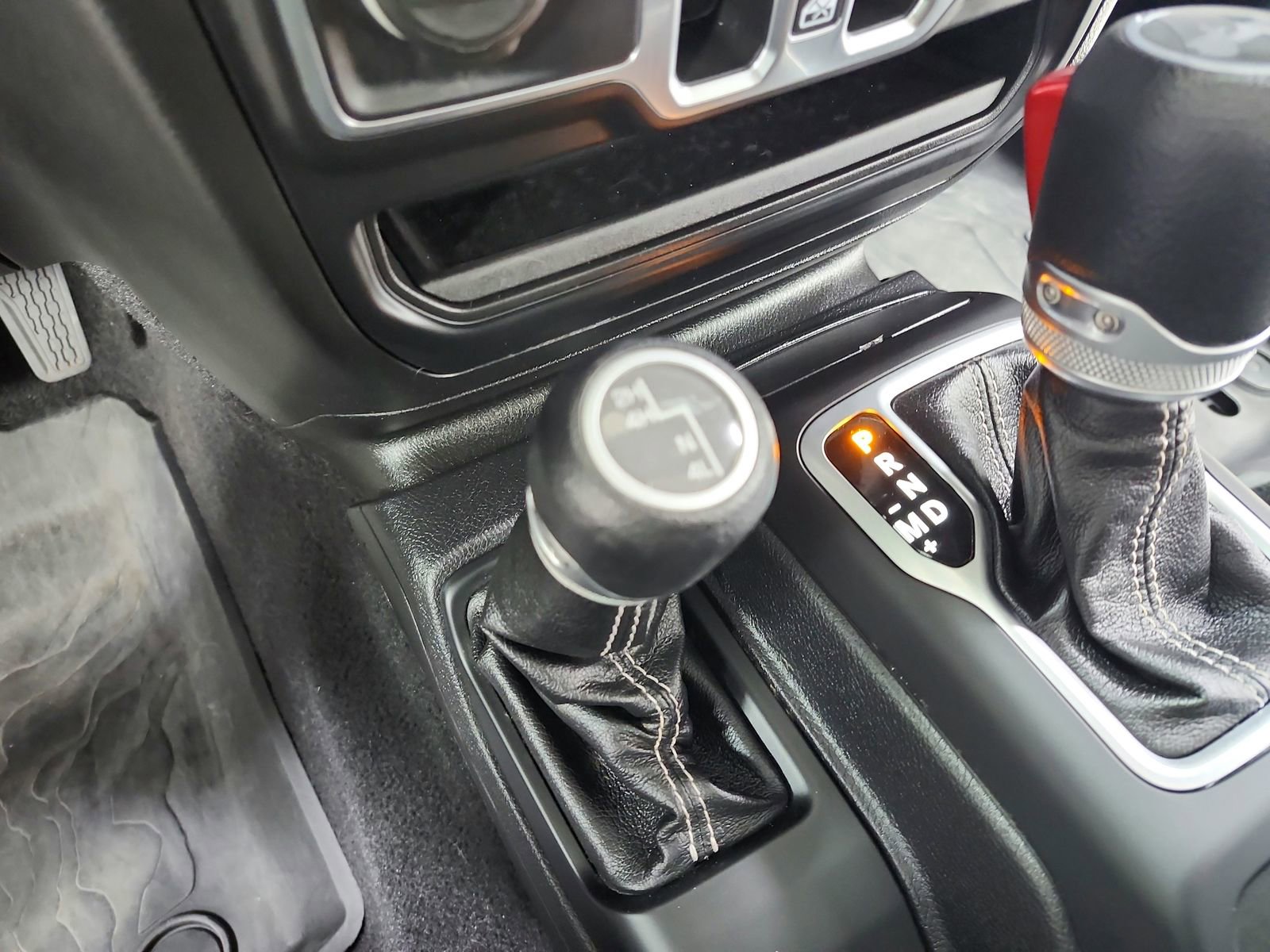 Used 2021 Jeep Wrangler Unlimited Sahara w/ LED Lighting Group image 25