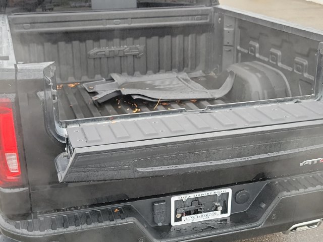 Used 2024 GMC Sierra 1500 AT4 w/ Technology Package AWD/4WD image 40