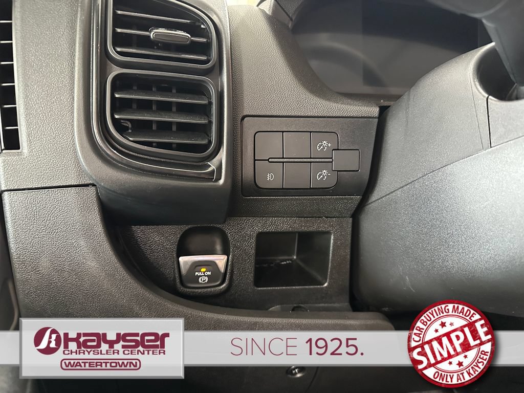 Used 2025 RAM ProMaster 2500 w/ U-Haul Equipment Group FWD image 16
