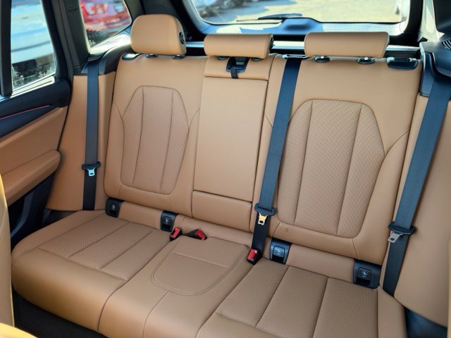 Used 2024 BMW X3 xDrive30i w/ Premium Package AWD/4WD image 18