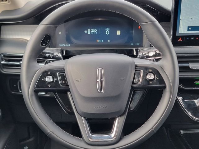 Certified 2024 Lincoln Corsair AWD w/ Equipment Group 101A image 32