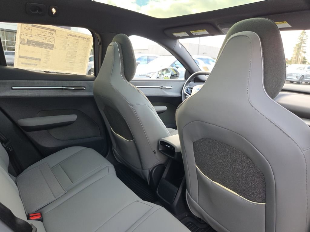 New 2026 Volvo EX30 Plus w/ Protection Package Premier AWD/4WD image 8
