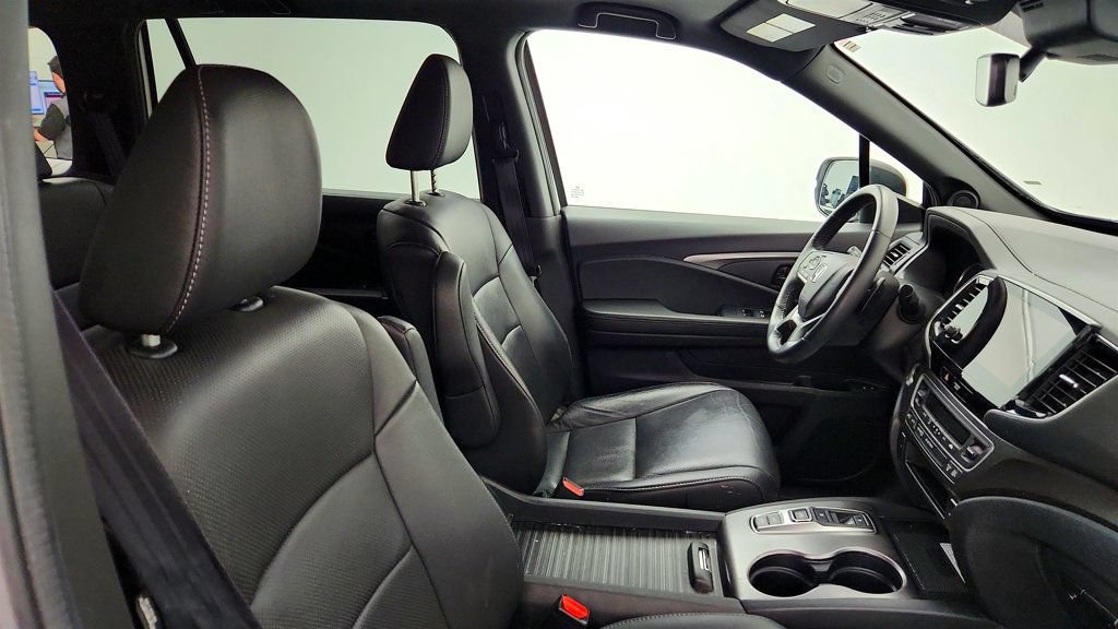 Used 2023 Honda Passport EX-L image 23
