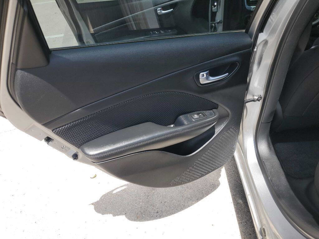 Used 2016 Dodge Dart SE w/ Convenience Group image 17