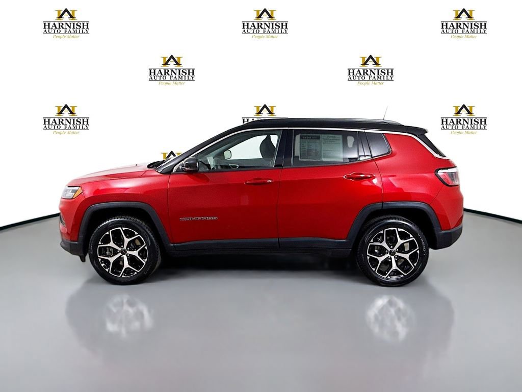 Used 2025 Jeep Compass Limited AWD/4WD image 4