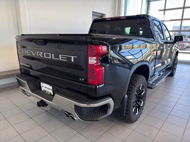 Used 2026 Chevrolet Silverado 1500 LT AWD/4WD image 40