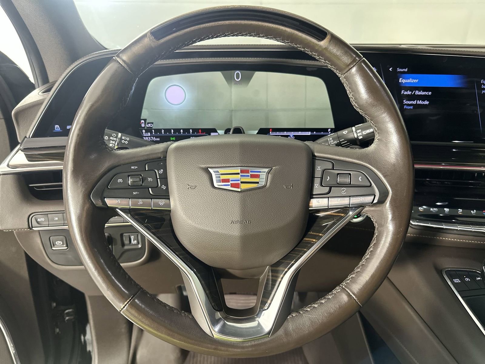 Used 2023 Cadillac Escalade Premium Luxury w/ Performance Package AWD/4WD image 14