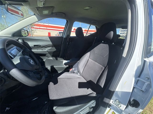 New 2025 Nissan Kicks Play S image 11