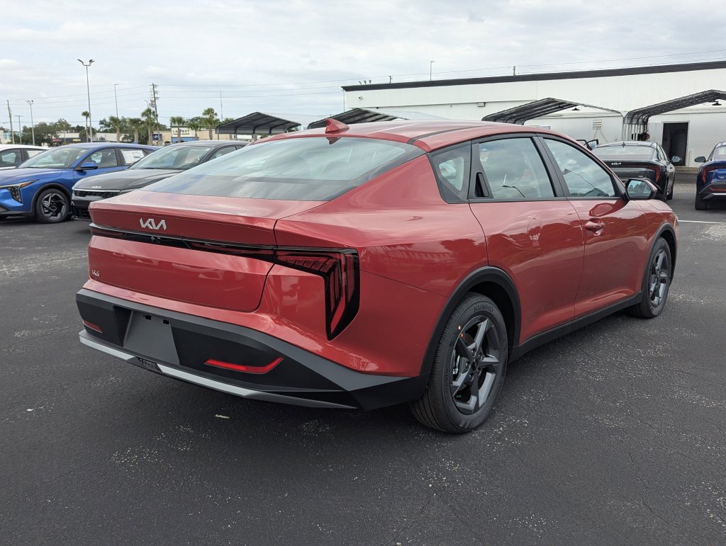 New 2026 Kia K4 FWD image 8