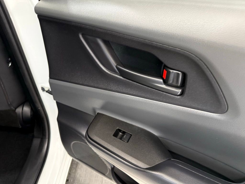 Used 2023 Toyota Prius LE FWD image 26