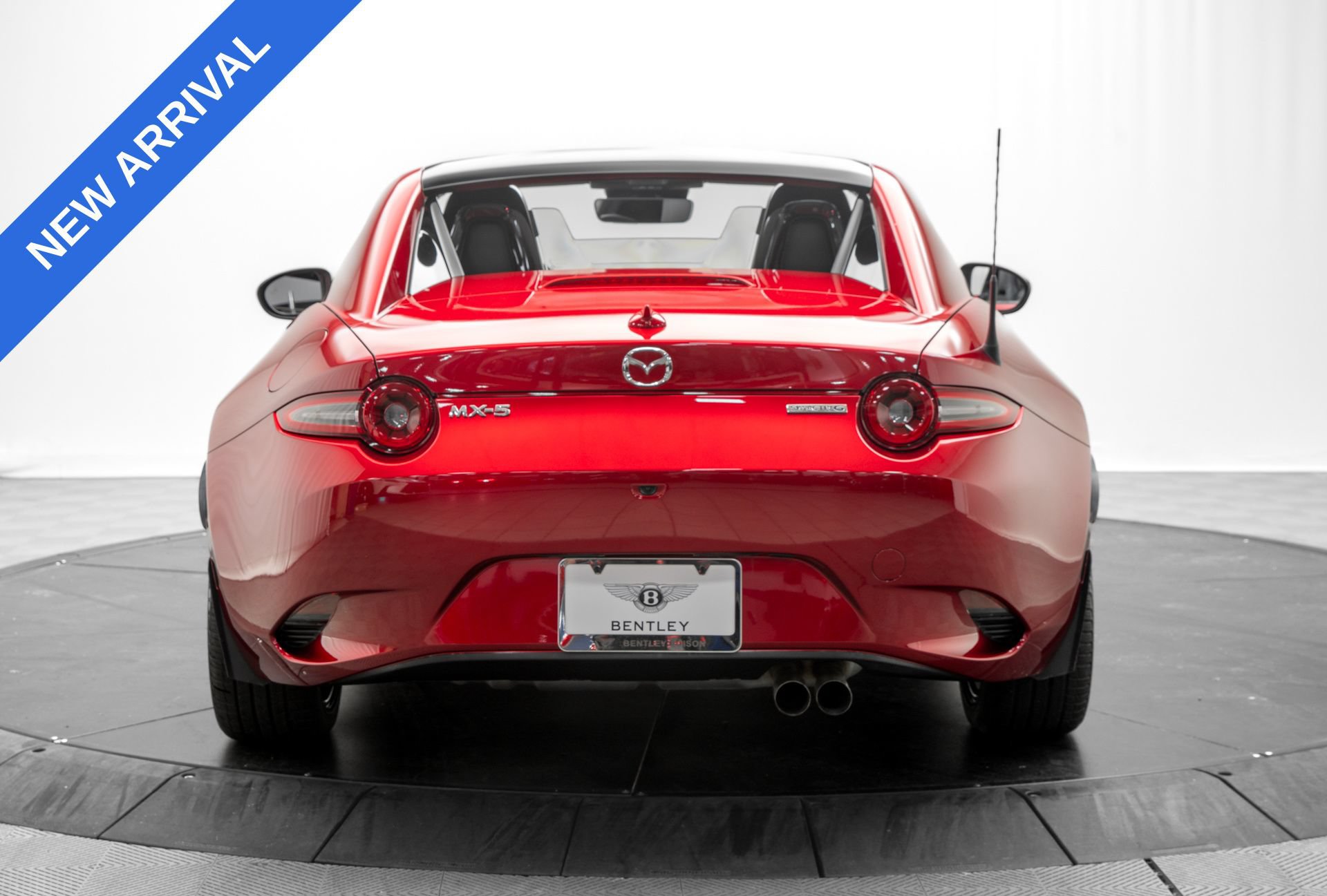 Used 2024 MAZDA MX-5 Miata RF Grand Touring RWD image 6