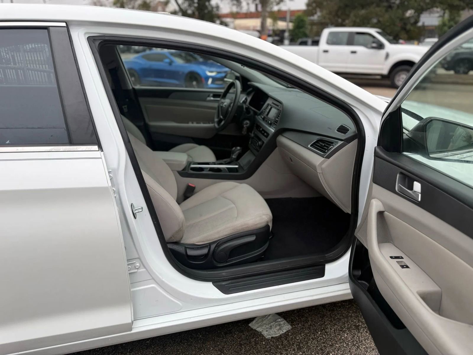 Used 2015 Hyundai Sonata SE w/ Option Group 09 image 12