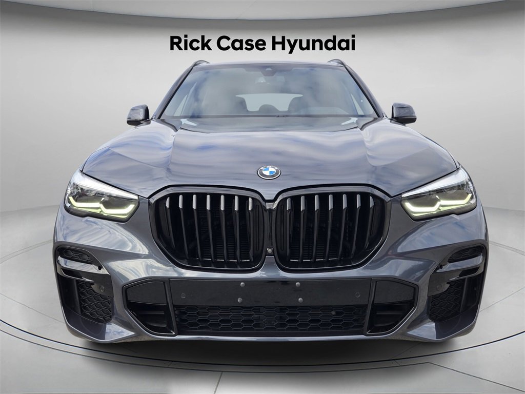 Used 2022 BMW X5 xDrive40i w/ M Sport Package image 5