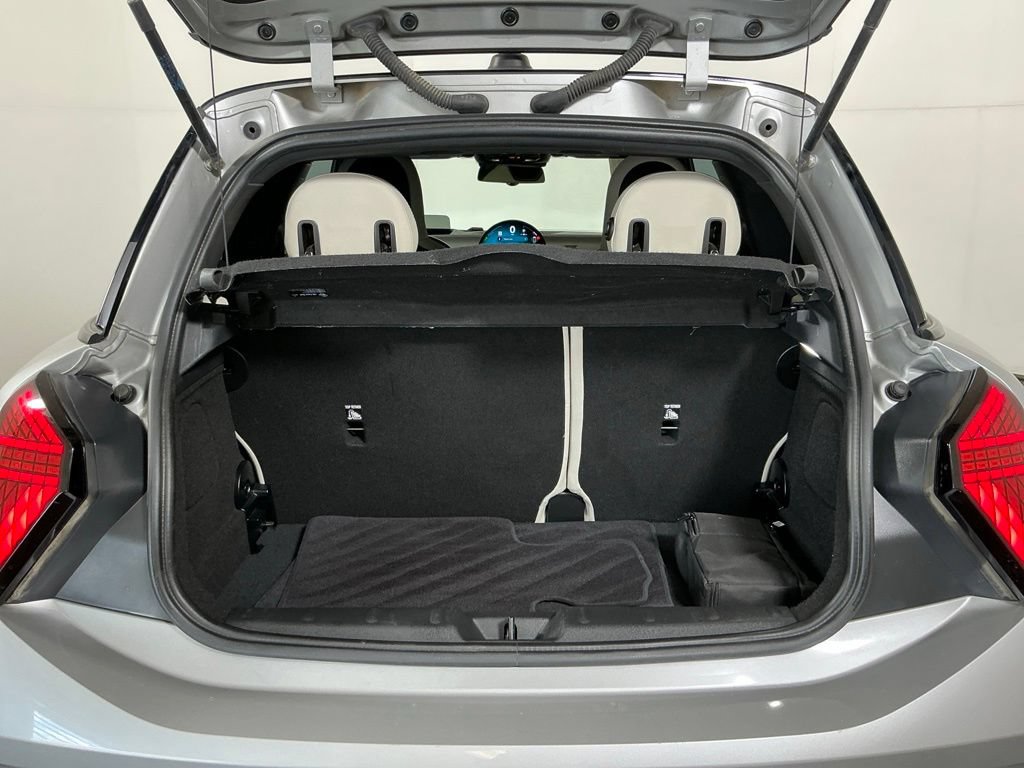 Certified 2025 MINI Cooper S FWD image 25