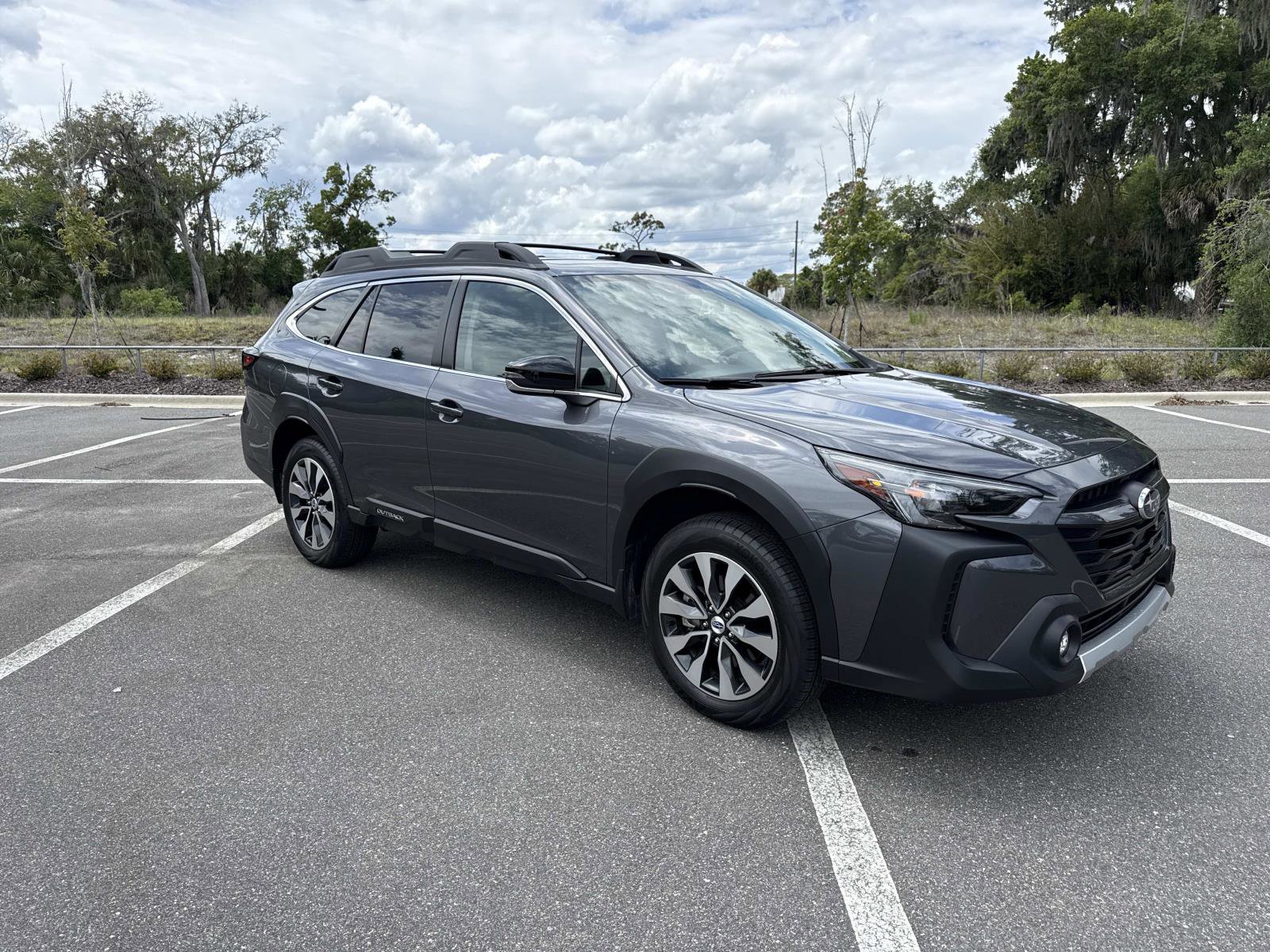 Used 2025 Subaru Outback Limited w/ Popular Package #2 AWD/4WD image 1