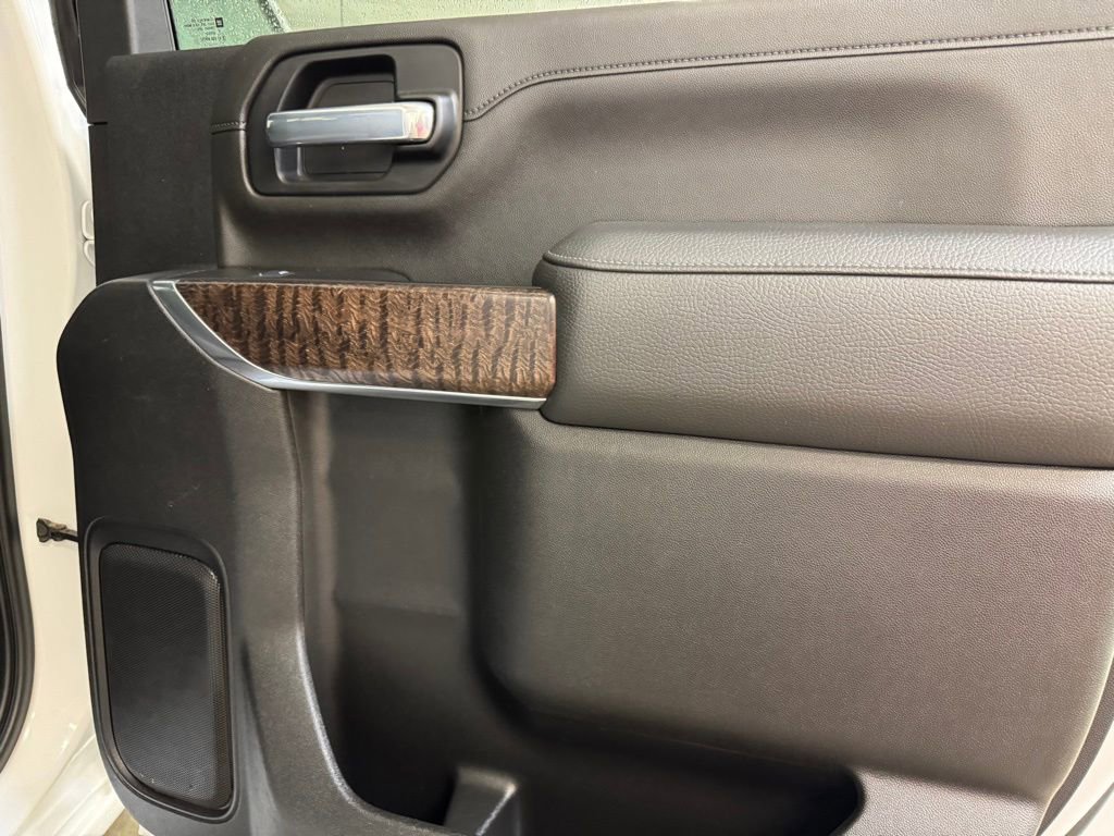 Used 2021 GMC Sierra 3500 Denali w/ Denali Ultimate Package image 26