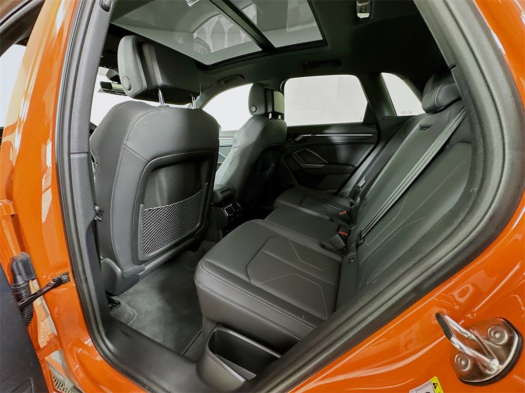 Certified 2025 Audi Q3 2.0T Premium w/ Convenience Package image 4