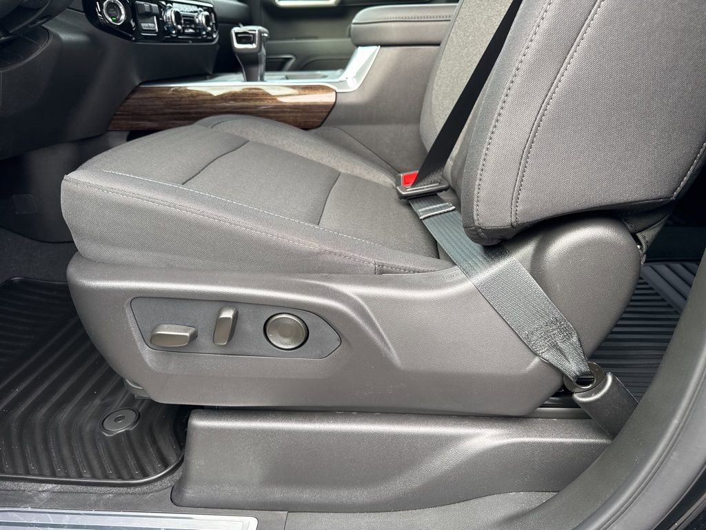 New 2026 GMC Sierra 1500 Elevation image 18